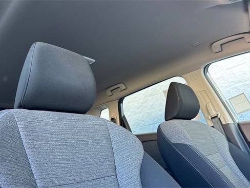 Used 2023 Nissan Rogue SV image 19