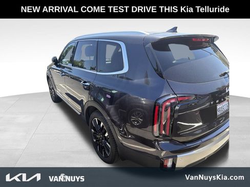 Used 2025 Kia Telluride SX FWD image 4