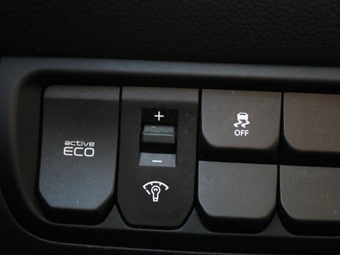 Used 2016 Kia Rio SX image 10