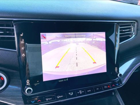 Used 2022 Jeep Wagoneer Series II image 21