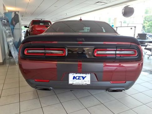 Used 2022 Dodge Challenger SRT Hellcat RWD image 5