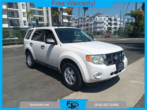 Used 2010 Ford Escape XLT FWD image 1