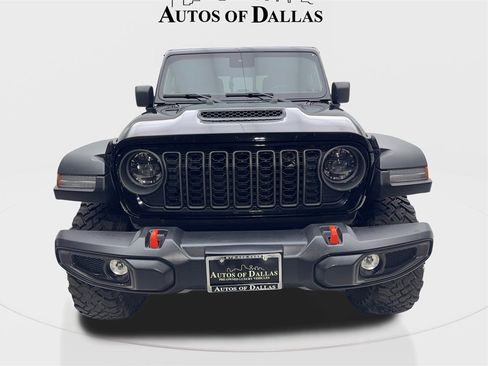 Used 2025 Jeep Gladiator Mojave w/ Safety Group image 3