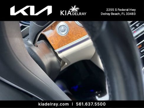 Used 2018 Mercedes-Benz E 300 image 34