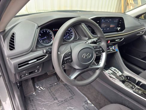 Used 2022 Hyundai Sonata SEL w/ Preferred Accessory Package FWD image 12