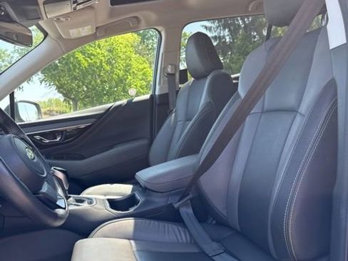 Used 2025 Subaru Outback Onyx Edition AWD/4WD image 9