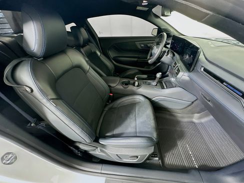 Used 2024 Ford Mustang Dark Horse image 27