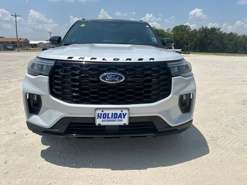 New 2026 Ford Explorer ST-Line AWD/4WD image 27