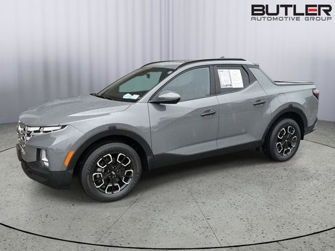 Used 2022 Hyundai Santa Cruz SEL w/ Activity Package AWD/4WD image 2