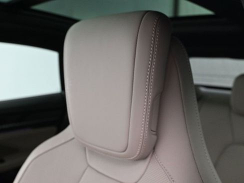 Used 2025 Porsche Macan 4 Electric image 19