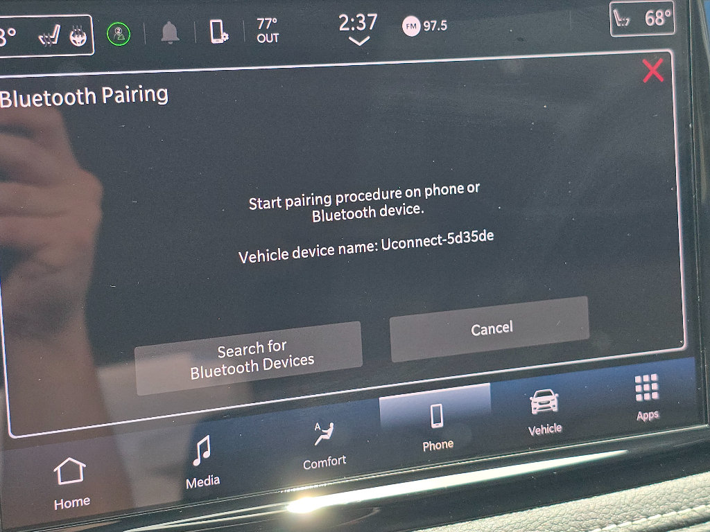 Used 2023 Chrysler Pacifica Touring-L AWD/4WD image 25