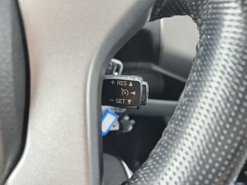 Used 2013 Toyota Tacoma PreRunner w/ SR5 Pkg image 30