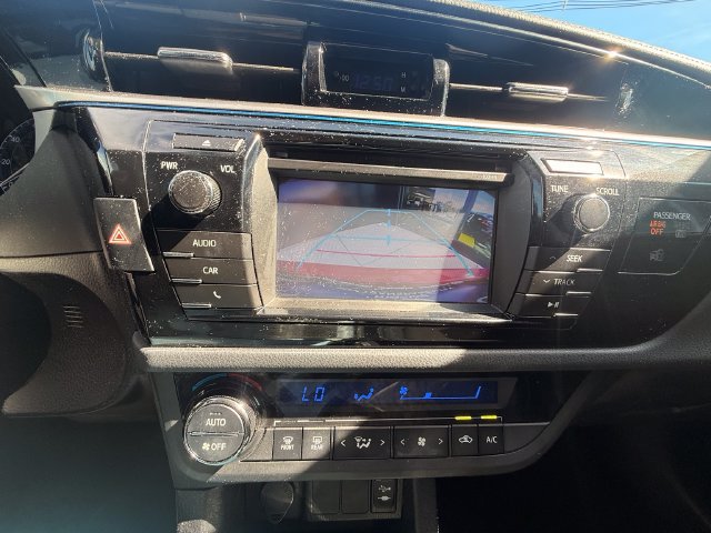 Used 2015 Toyota Corolla S FWD image 9