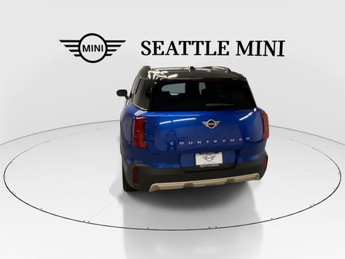 Certified 2025 MINI Cooper Countryman S image 9