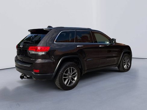 Used 2017 Jeep Grand Cherokee Limited AWD/4WD image 3