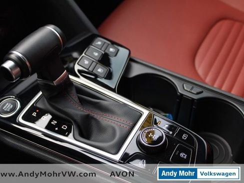 Used 2025 Kia Sportage SX image 45