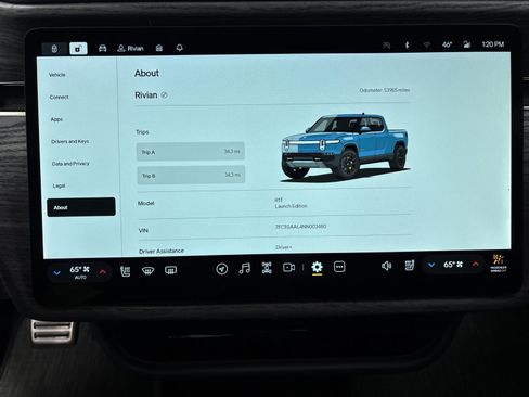 Used 2022 Rivian R1T Launch Edition image 27