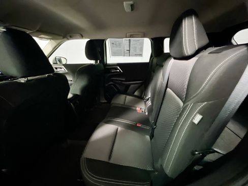 Used 2023 Mitsubishi Outlander ES image 29