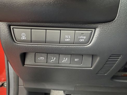 Used 2025 MAZDA CX-50 AWD 2.5 Turbo w/ Premium Pkg image 32