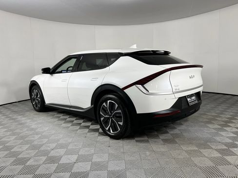 Used 2024 Kia EV6 Light image 10