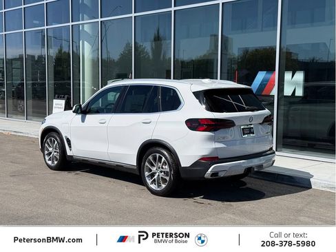 New 2026 BMW X5 xDrive50e w/ Premium Package AWD/4WD image 3