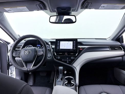 Used 2024 Toyota Camry LE w/ Convenience Package image 26