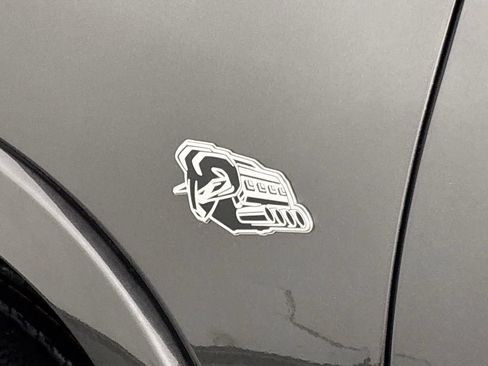 New 2026 RAM 1500 Laramie AWD/4WD image 24