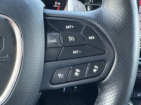 Certified 2025 Dodge Durango GT image 22