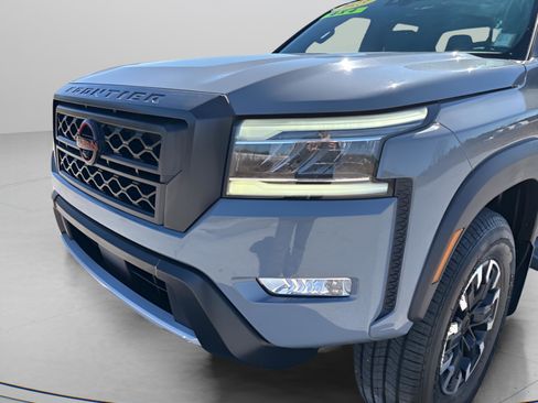 Used 2023 Nissan Frontier PRO-4X w/ Pro Convenience Package image 5