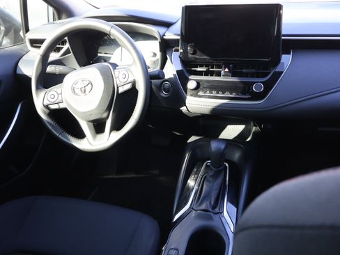 Used 2024 Toyota Corolla SE image 12