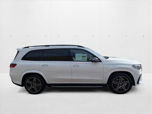 New 2026 Mercedes-Benz GLS 450 4MATIC image 4