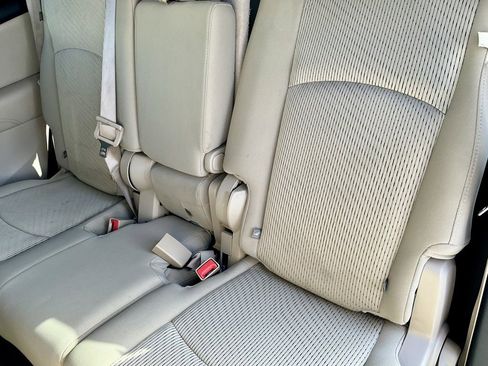 Used 2020 Dodge Journey SE image 30