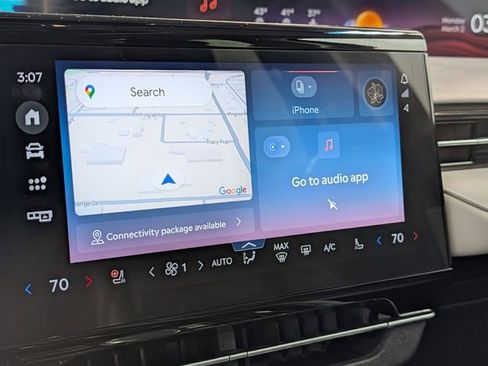 Used 2024 Lincoln Nautilus Premier w/ Equipment Group 102A image 25