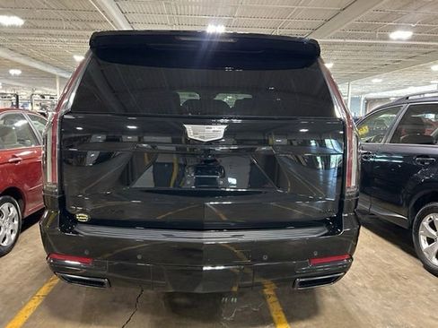 Used 2025 Cadillac Escalade Sport w/ LPO, ONYX Package AWD/4WD image 3