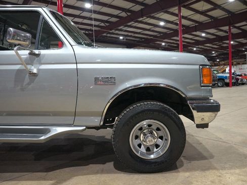 Used 1990 Ford F150 4x4 Regular Cab image 11