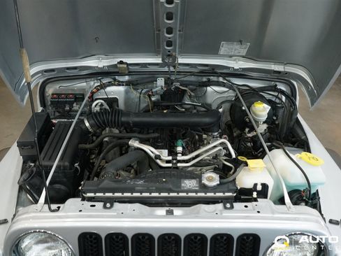 Used 2005 Jeep Wrangler X image 10