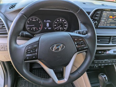 Used 2020 Hyundai Tucson Limited image 17