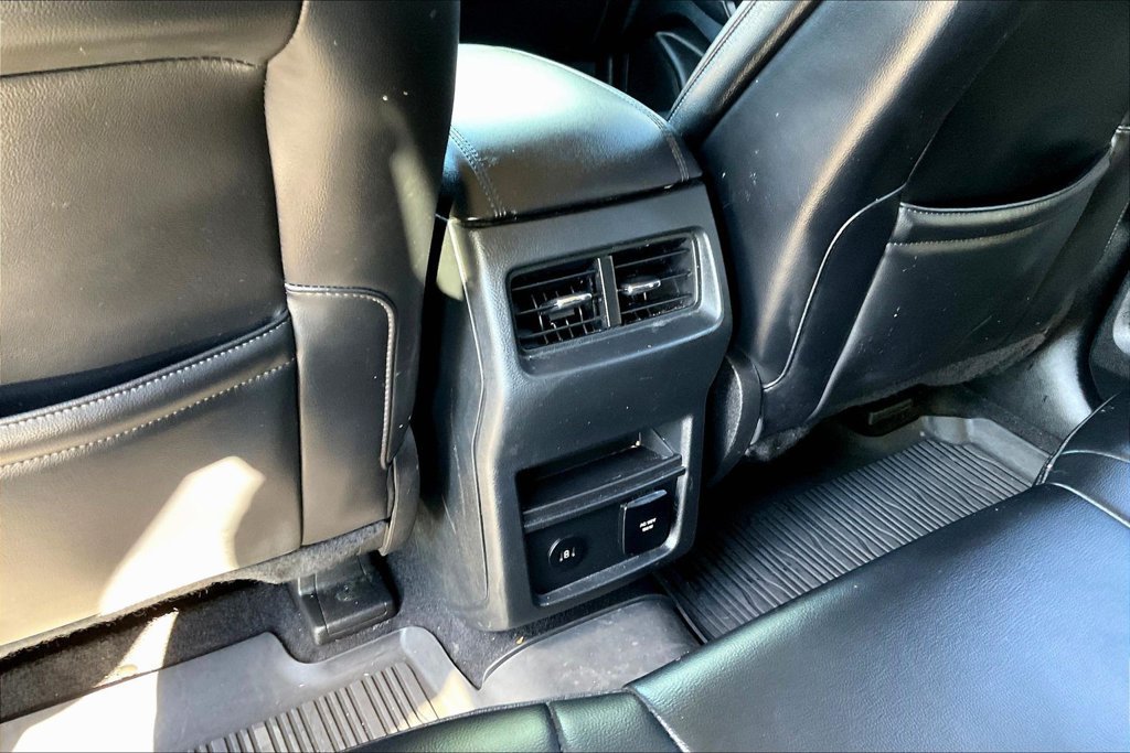 Used 2024 Ford Edge SEL w/ Convenience Package AWD/4WD image 10