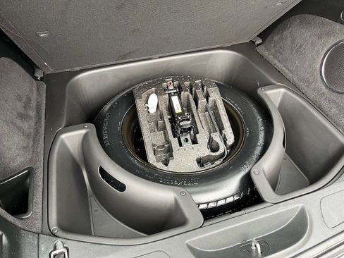 Used 2018 Jeep Grand Cherokee Altitude image 37