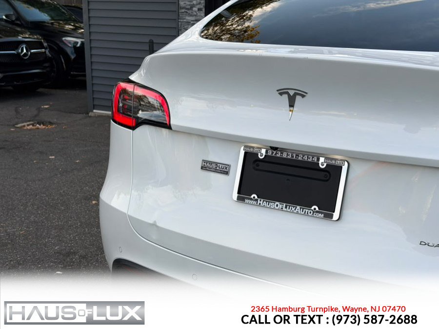 Used 2022 Tesla Model Y Long Range AWD/4WD image 26