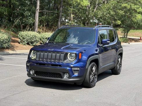 Used 2019 Jeep Renegade Limited w/ Quick Order Package 22P FWD image 3