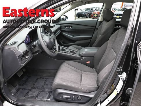 Used 2025 Honda Accord SE image 14