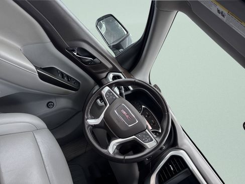 Used 2023 GMC Acadia SLT image 56