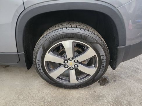 Used 2019 Chevrolet Traverse LT w/ LT Premium Package AWD/4WD image 44