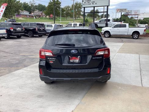 Used 2015 Subaru Outback 2.5i Premium AWD/4WD image 5