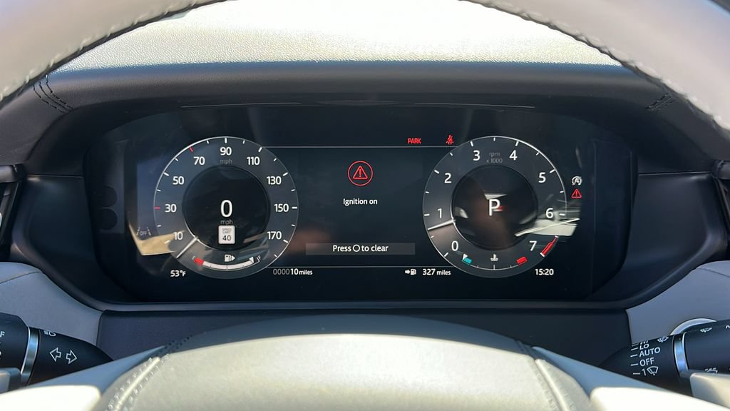Used 2026 Land Rover Range Rover Velar Dynamic SE AWD/4WD image 16