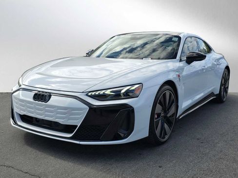 New 2026 Audi S e-tron GT Prestige image 7