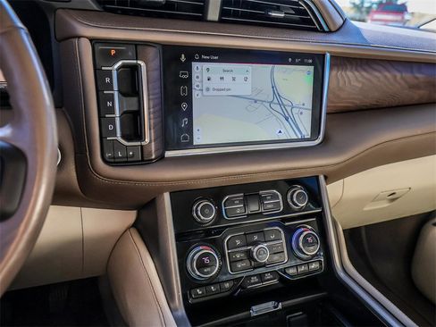 Used 2022 GMC Yukon XL Denali w/ Denali Ultimate Package image 37