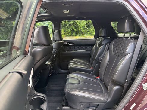 Used 2020 Hyundai Palisade Limited FWD image 17