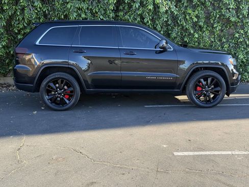 Used 2013 Jeep Grand Cherokee Altitude image 7